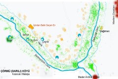 Bir zamanlar içinden balık geçen evin bulunduğu köyün haritasına her mevsim akan dereleri, köyün ihtiyacını karşılayan çeşmeleri, bahçemizin kenarındaki çaygarayı (kaynak), derenin karşı yamacındaki pınarı çizdim. Bu haritaya 2000’li yıllarda maden ocakları eklendi. Geçmişi yüzyıllar öncesine dayanan harklar her baharda bozulur, imeceyle onarılırdı. Çocuklar değirmenin artık sularında çimerdi. Pınar, çeşmeler, harklar çoktan kurudu, Bizimyüzün Dere gibi Öteyüzün dere de yaz boyunca akmıyor.